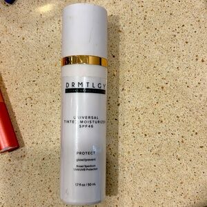 Drmtlgy universal tinted moisturizer